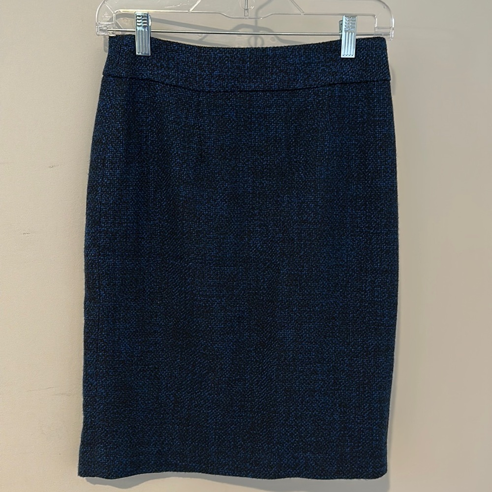 Tweed pencil skirt